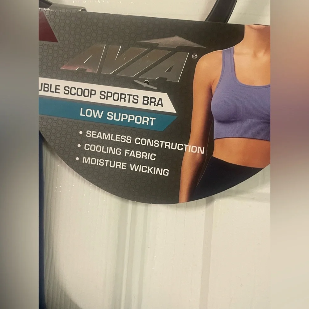 NWT‎ Avia Seamless Double Scoop Sports Bra Blue Moonlight Size Small Low Support